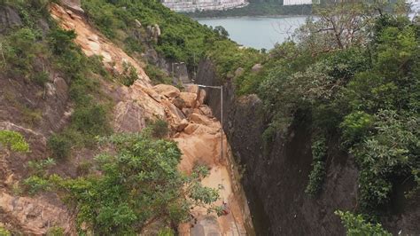 炮台山水浸|赤柱舂坎角炮台水浸 唯一道路山泥傾瀉被封 